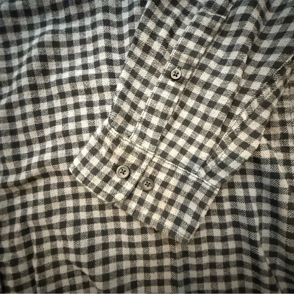 Goodfellow & Co Black and White Plaid lightweight Flannel Shirt Men’s XL - Picture 3 of 7